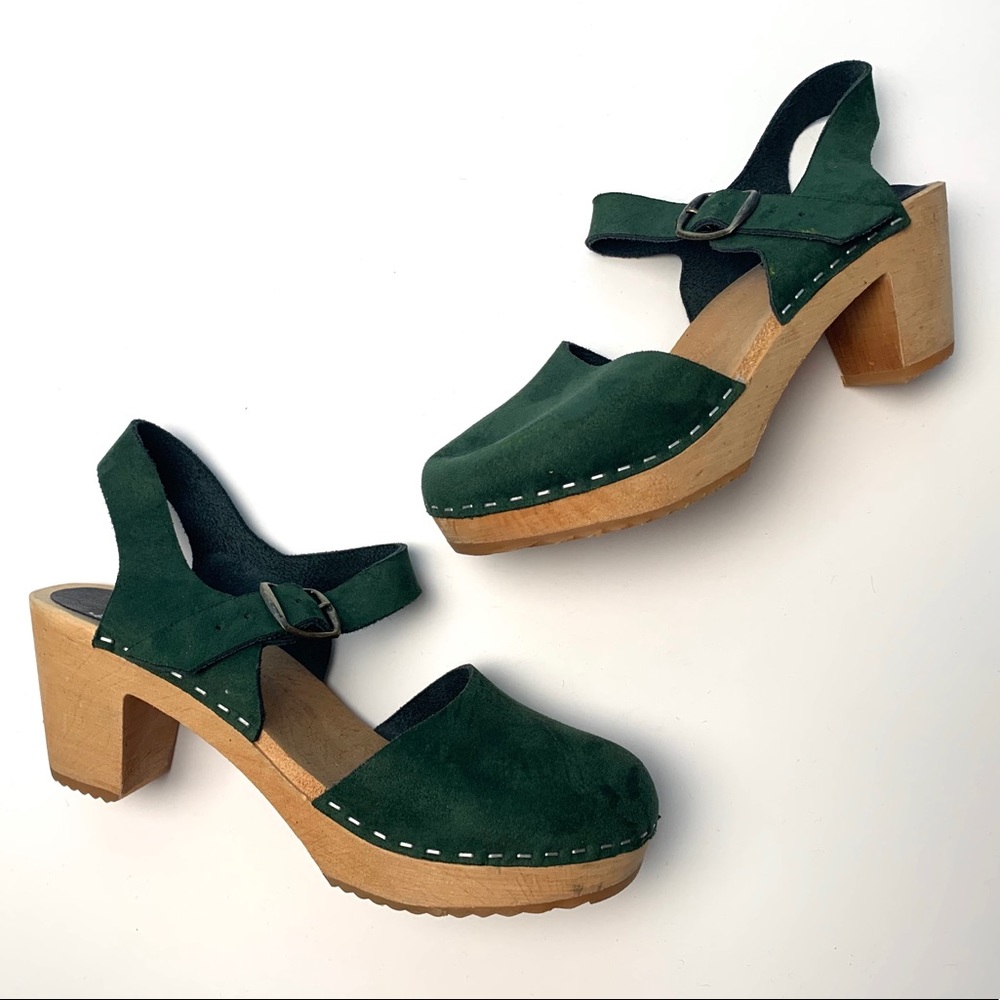 Funkis Swedish-made forest green suede clogs